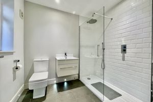 Photo 26- click for photo gallery